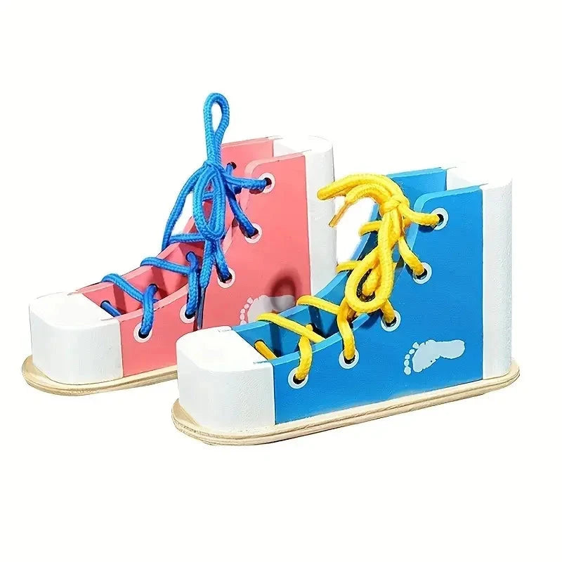 La chaussure d'apprentissage Le coffre à jouets