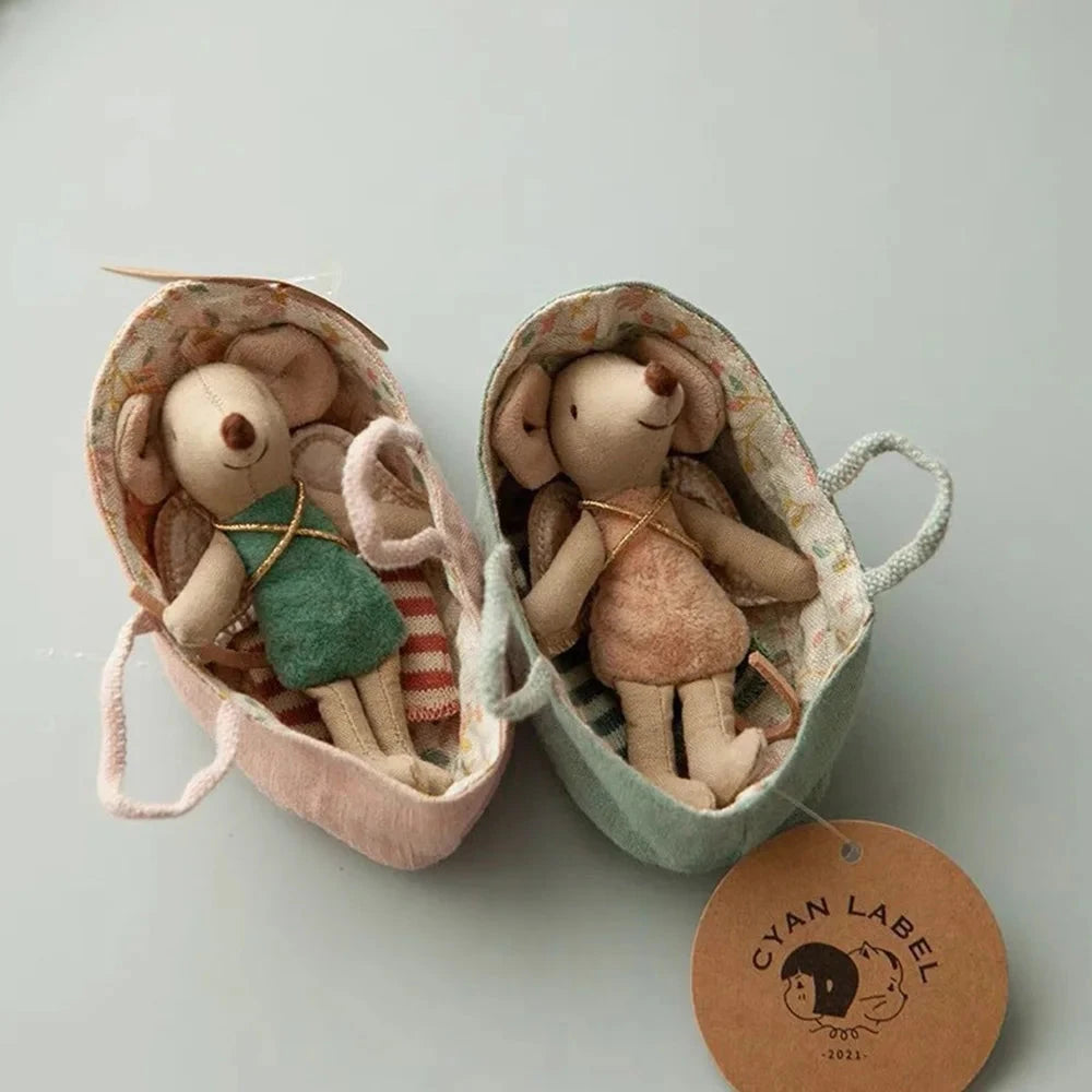 1 pièces Style nordique tissu Art souris poupée pouce poupée jouet mignon ange ailes souris poupée zodiaque cadeau d'anniversaire poupée de chiffon petite déco Le coffre à jouets