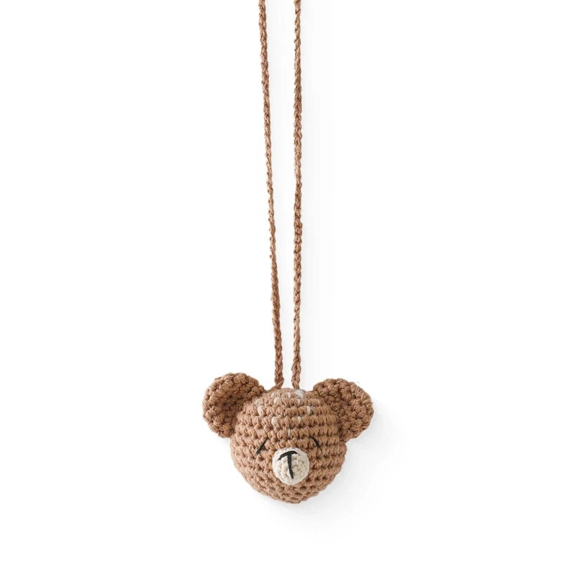 Animaux en crochet à suspendre Le coffre à jouets