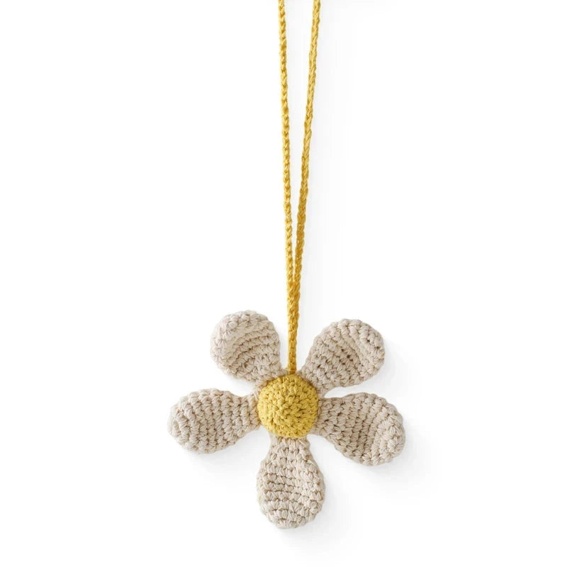 Animaux en crochet à suspendre Le coffre à jouets