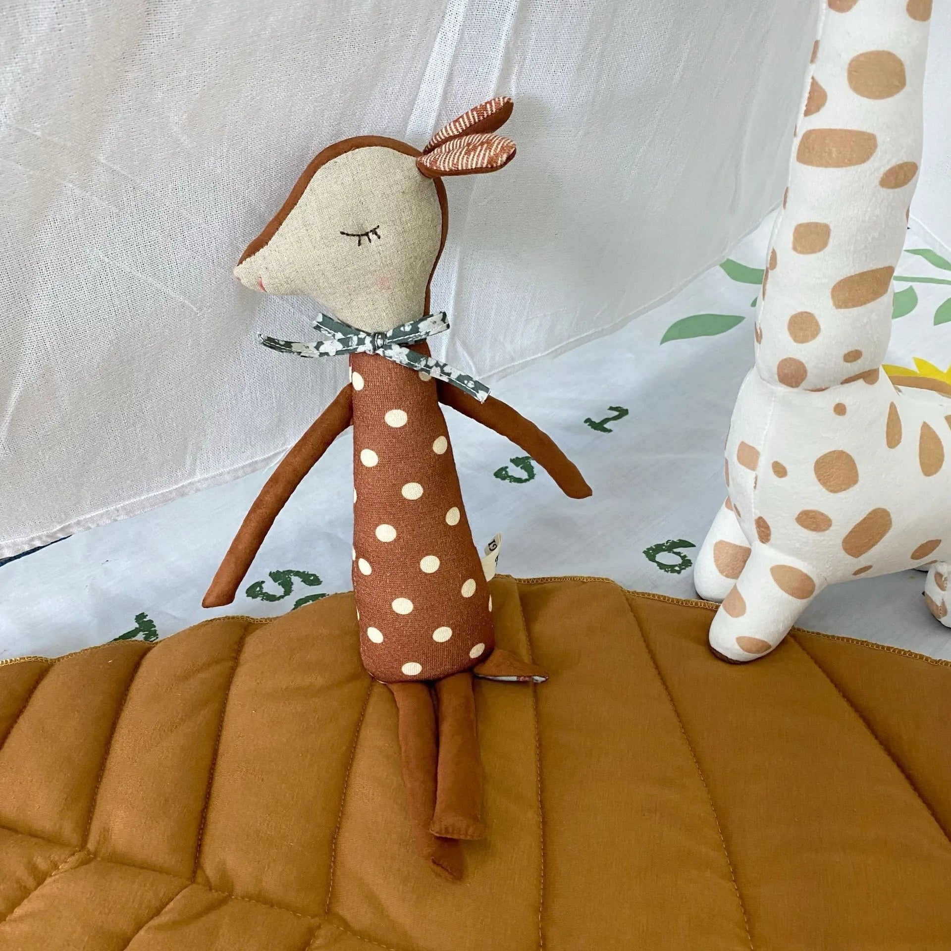 Instagram bébé girafe poupée toile jouet poupée enfant bébé confort poupée confort oreiller PP coton Le coffre à jouets