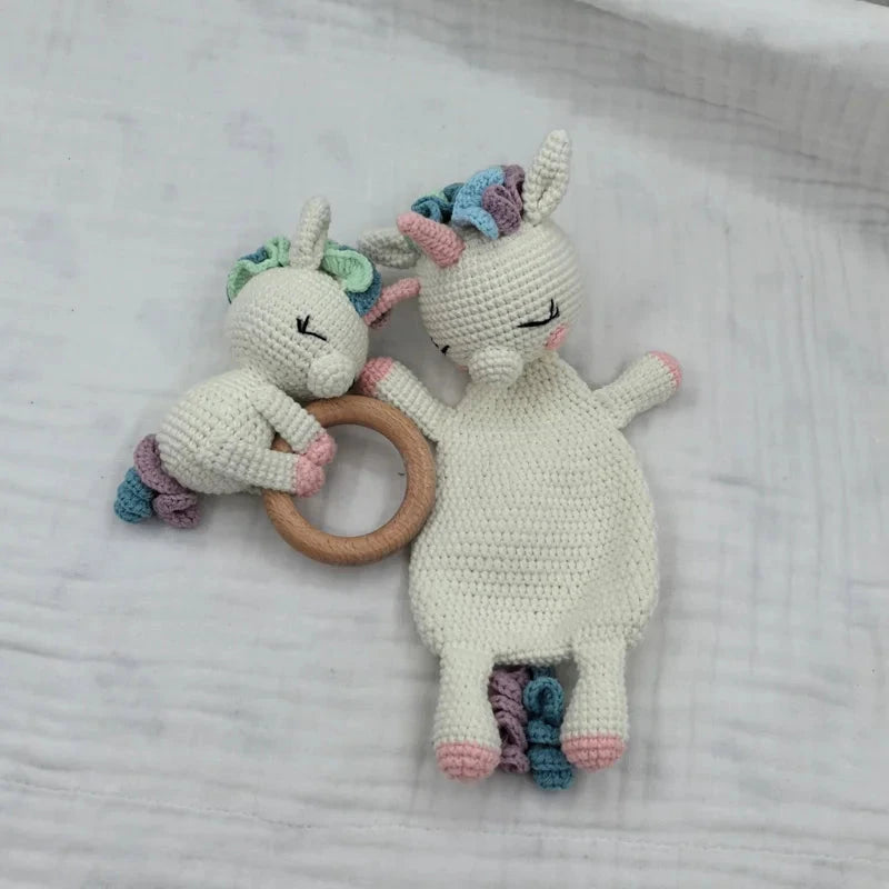 Duo doudou et hochet Le coffre à jouets